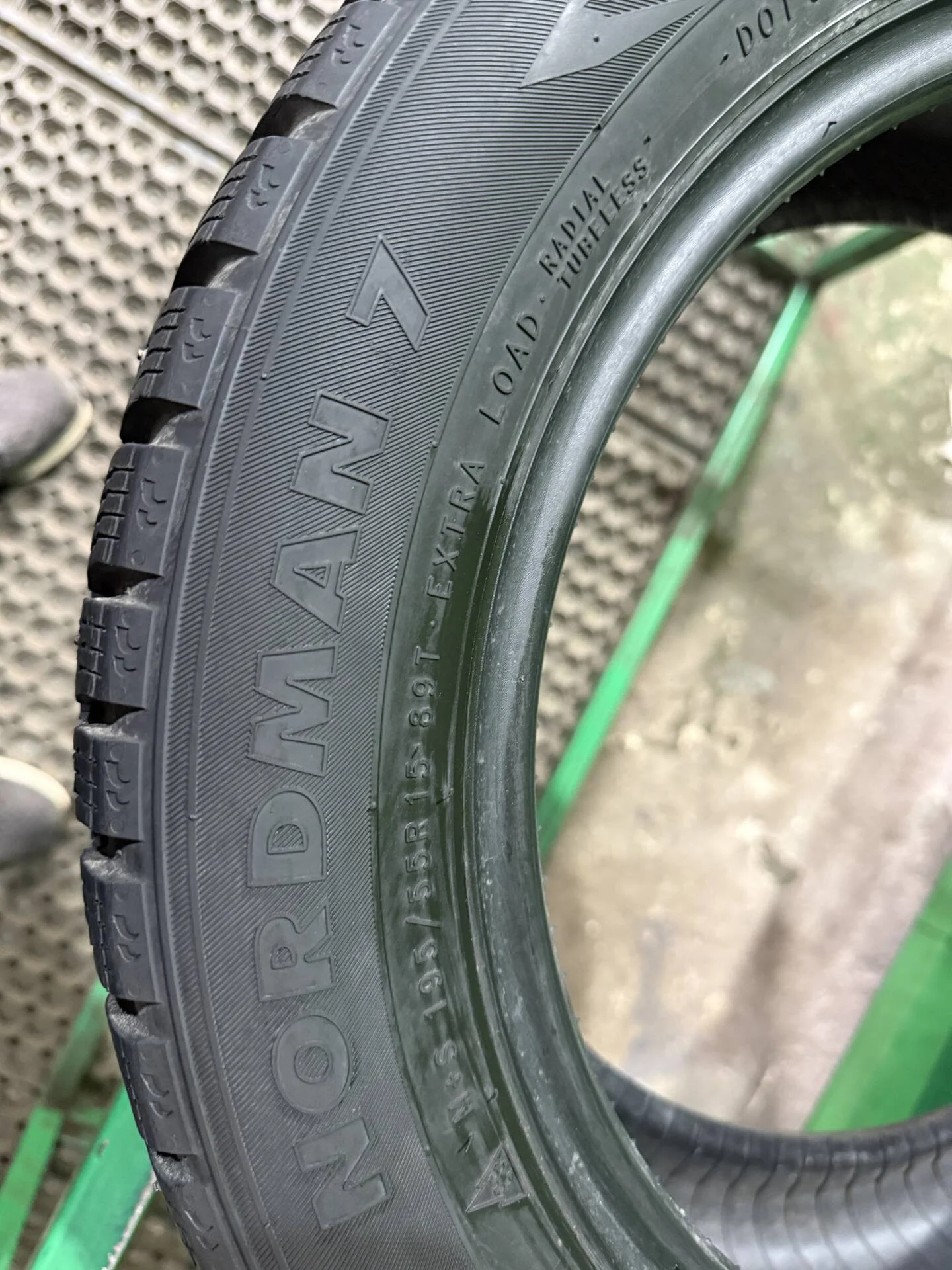 195/55 R15 Nokian Tyres Nordman 7 зимние шипованные - миниатюра 7