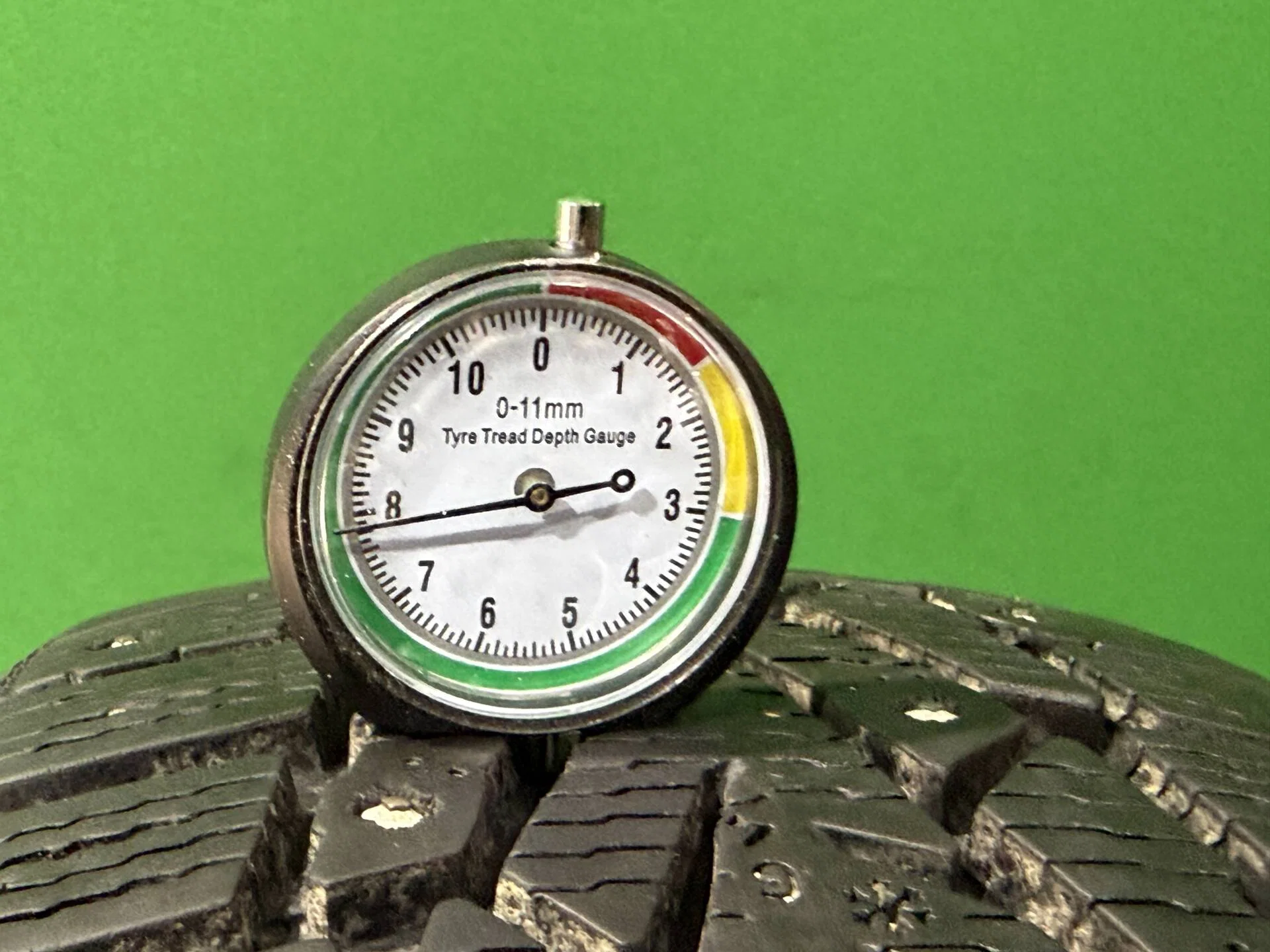 195/60 R15 Nokian Tyres Nordman 7 зимние шипованные - миниатюра 3