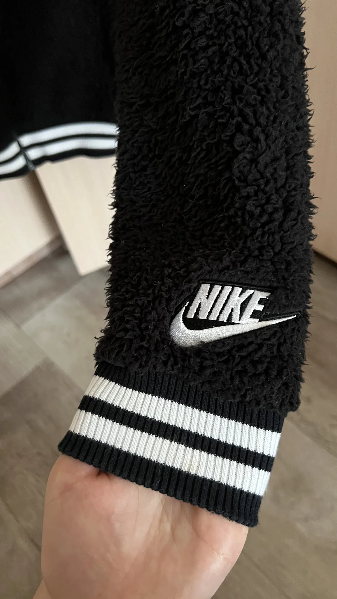 Бомбер плюшевый Nike - миниатюра 3