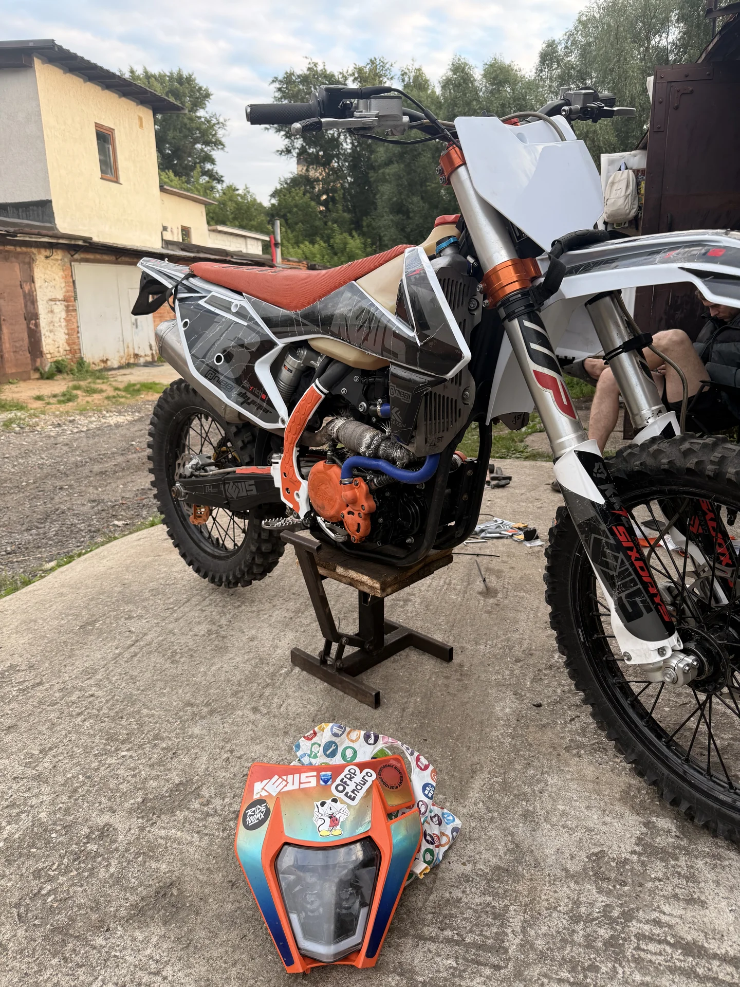 Продаю KEWS