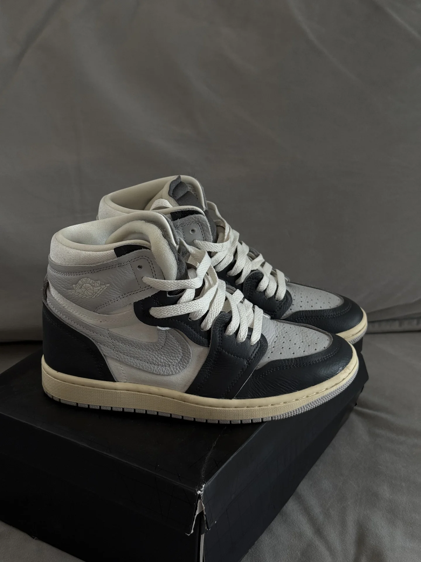 кеды Nike Air Jordan - миниатюра 2