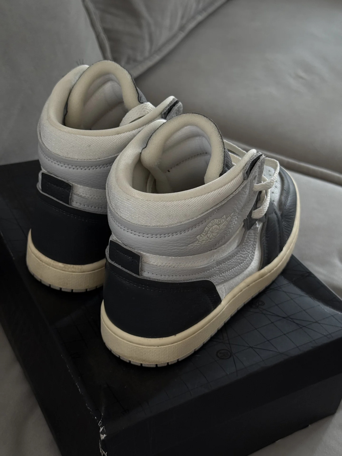 кеды Nike Air Jordan - миниатюра 4