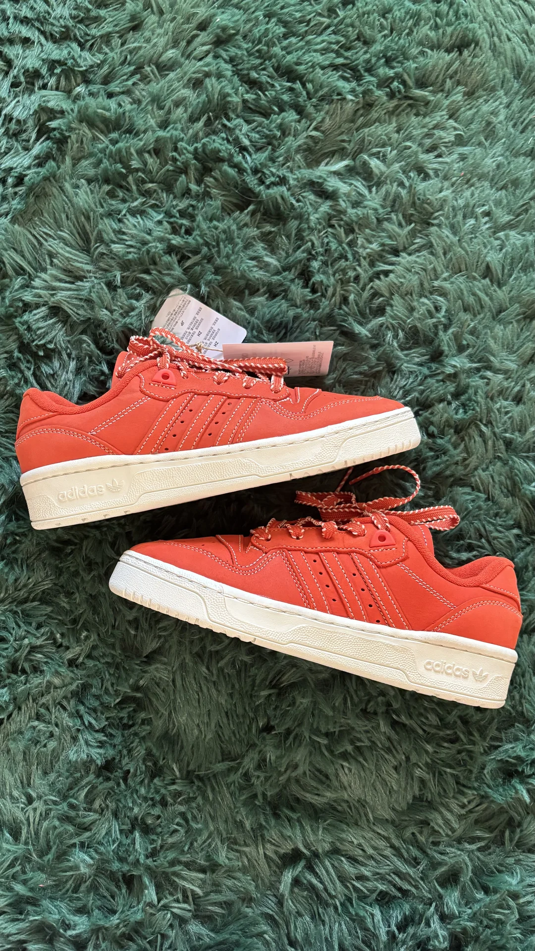 Adidas Originals - изображение 1