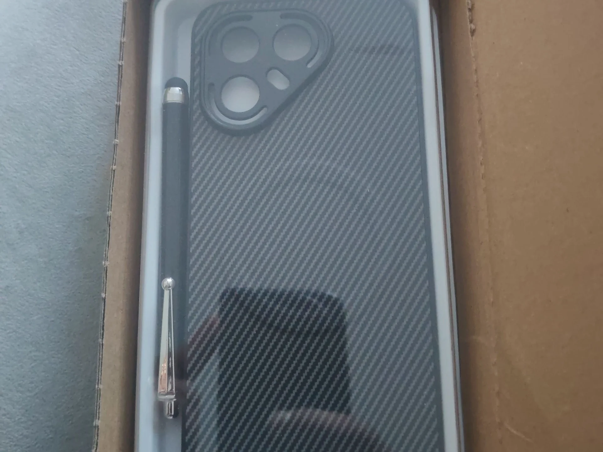 чехол на Tecno Pova neo - изображение 1