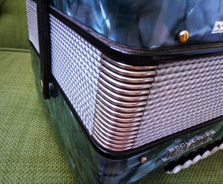 Концертный баян Accordiola (Италия) 4х голосный - миниатюра 6