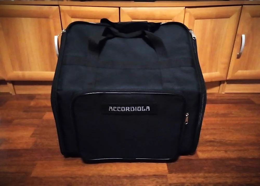 Концертный баян Accordiola (Италия) 4х голосный - миниатюра 10
