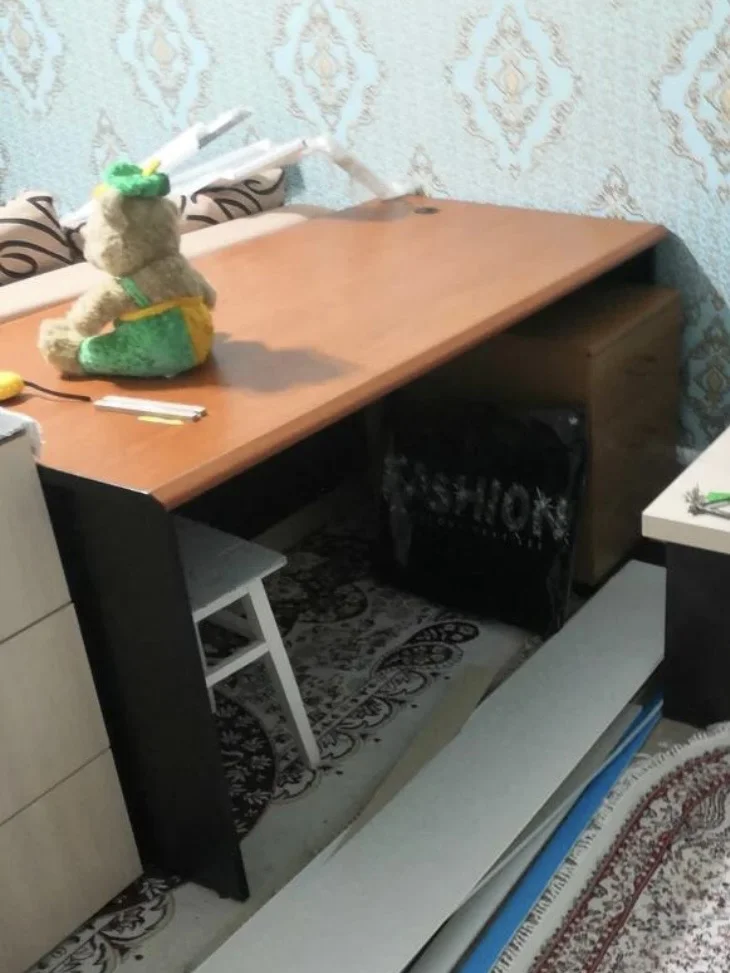 Стол компьютерный большой - изображение 1