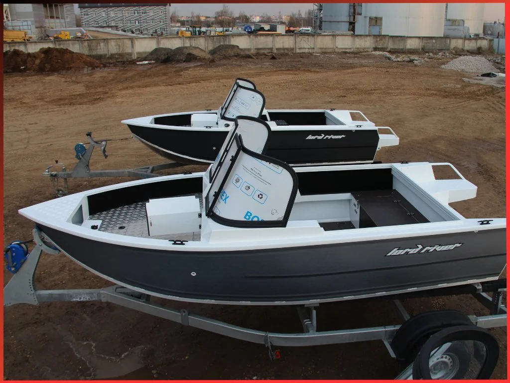 Моторная лодка Lord River 42 - миниатюра 2