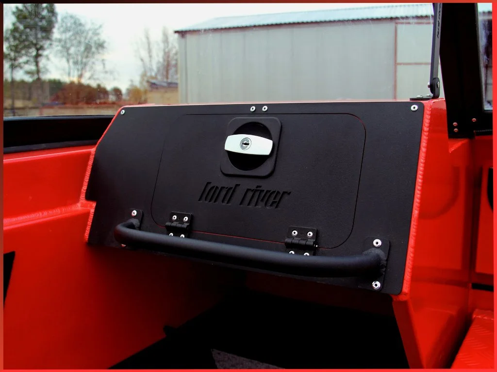 Моторная лодка Lord River 46 - миниатюра 19