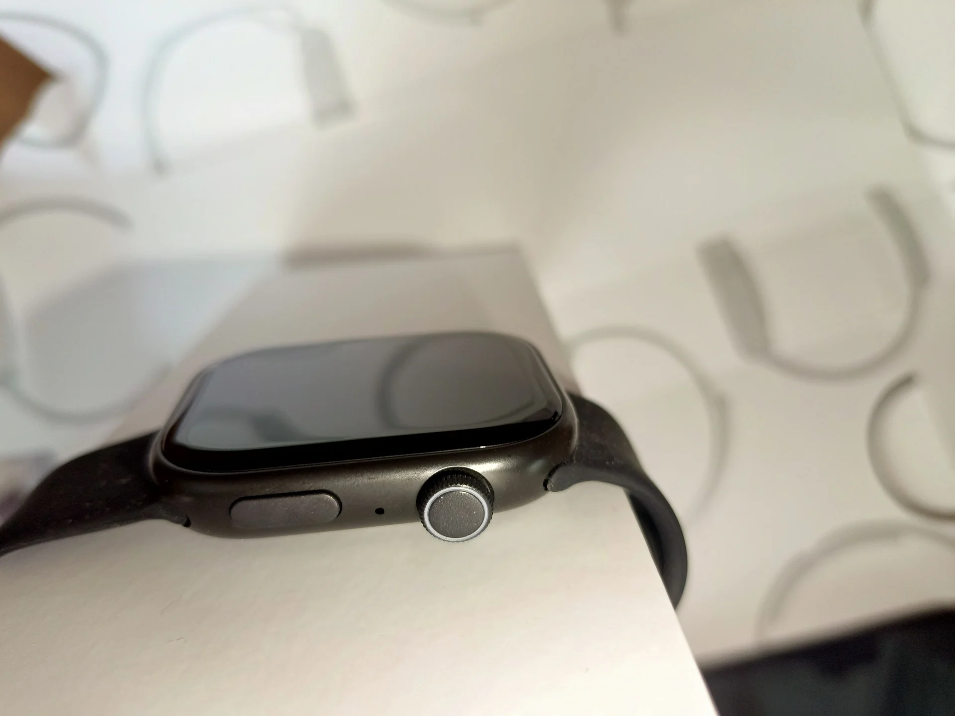 Умные часы и наушники Apple Watch 11+AirPods4 - миниатюра 4