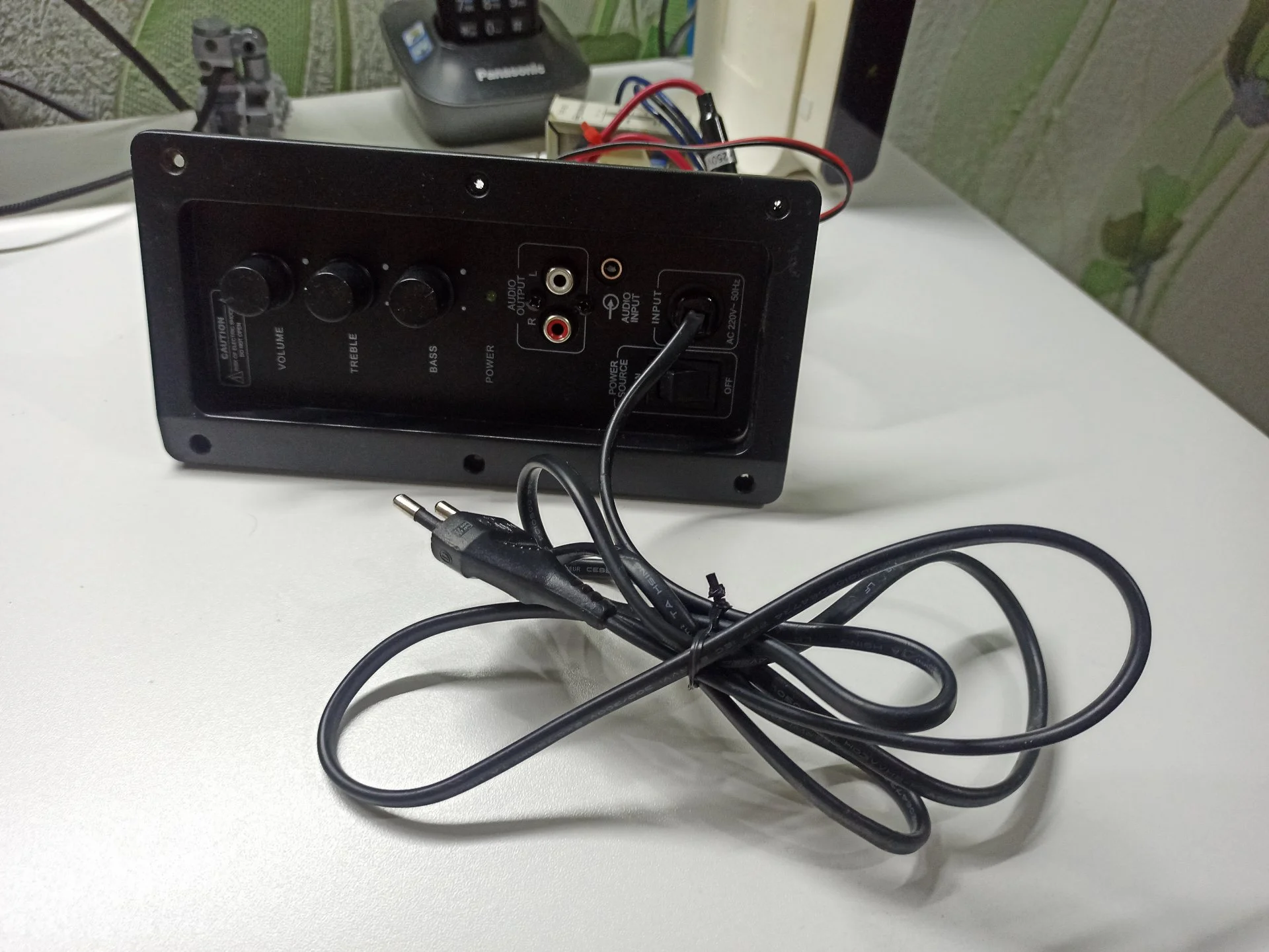 Усилитель от колонок "sven ms-920" на запчасти - миниатюра 2