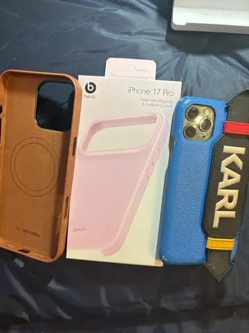 чехлы на айфон 17 pro, 16 pro max , 11 pro
