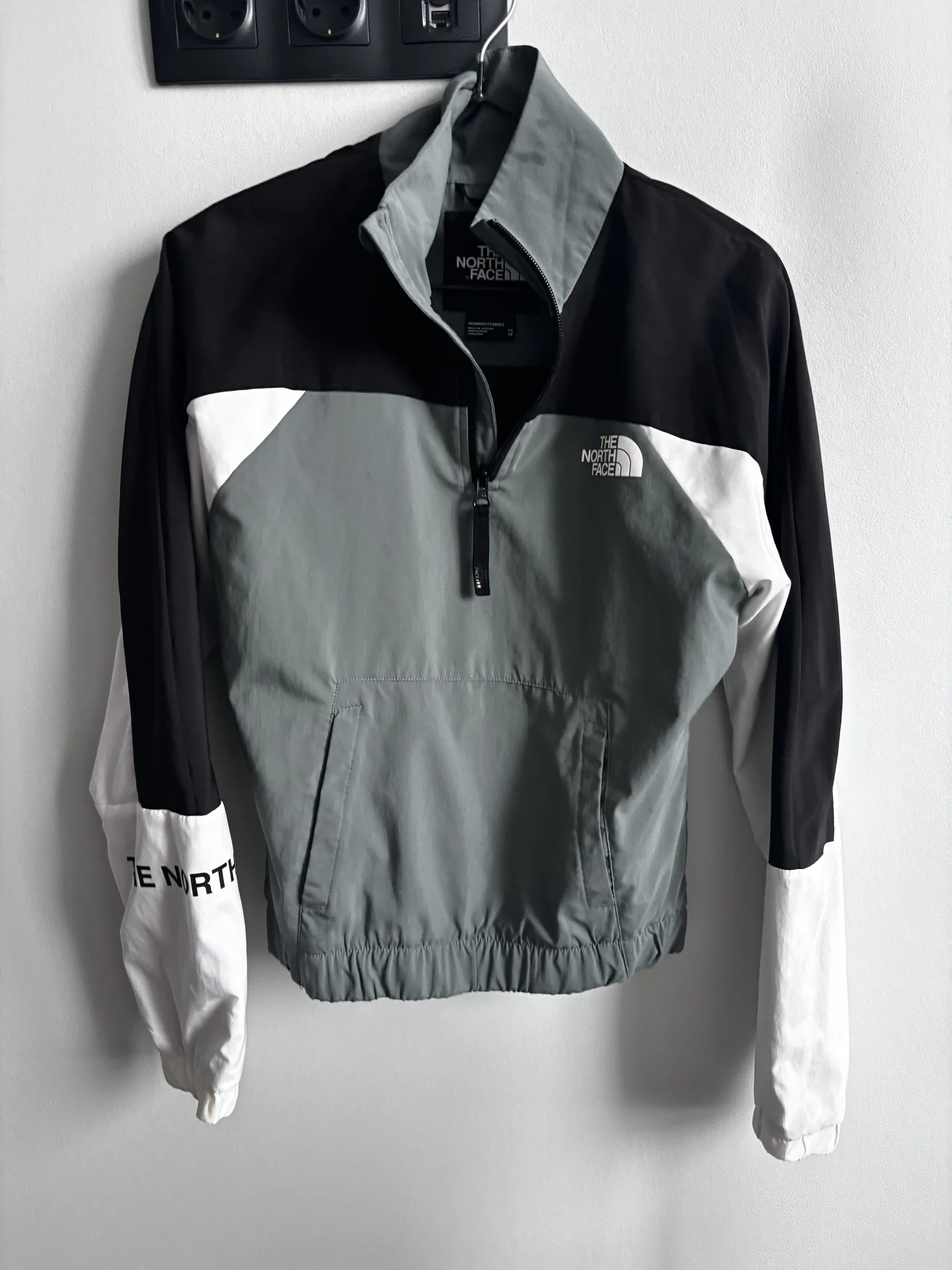 the north face ветровка