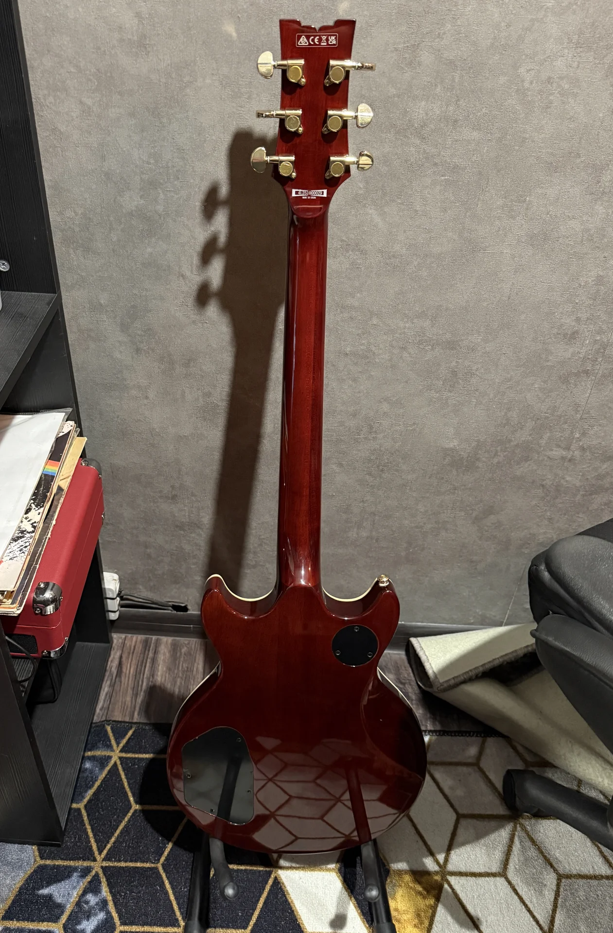 Электрогитара Ibanez - миниатюра 4