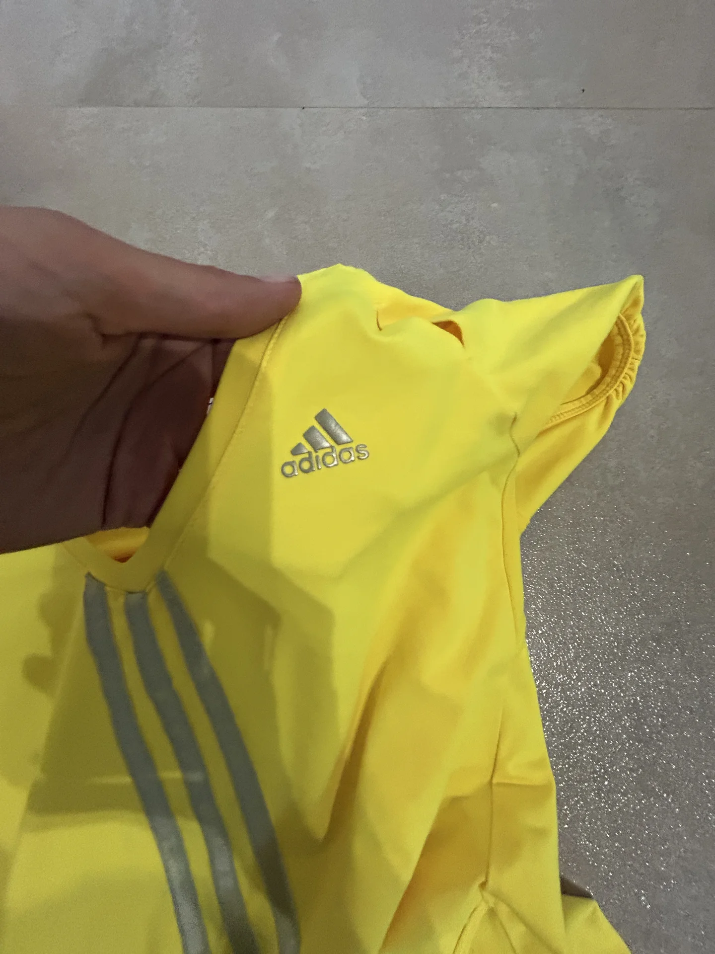 Топ спортивный adidas - миниатюра 10