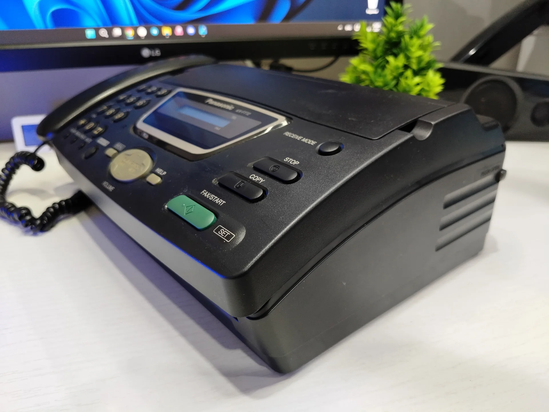 Факс Panasonic KX-FT72RU. Полностью рабочий - миниатюра 3