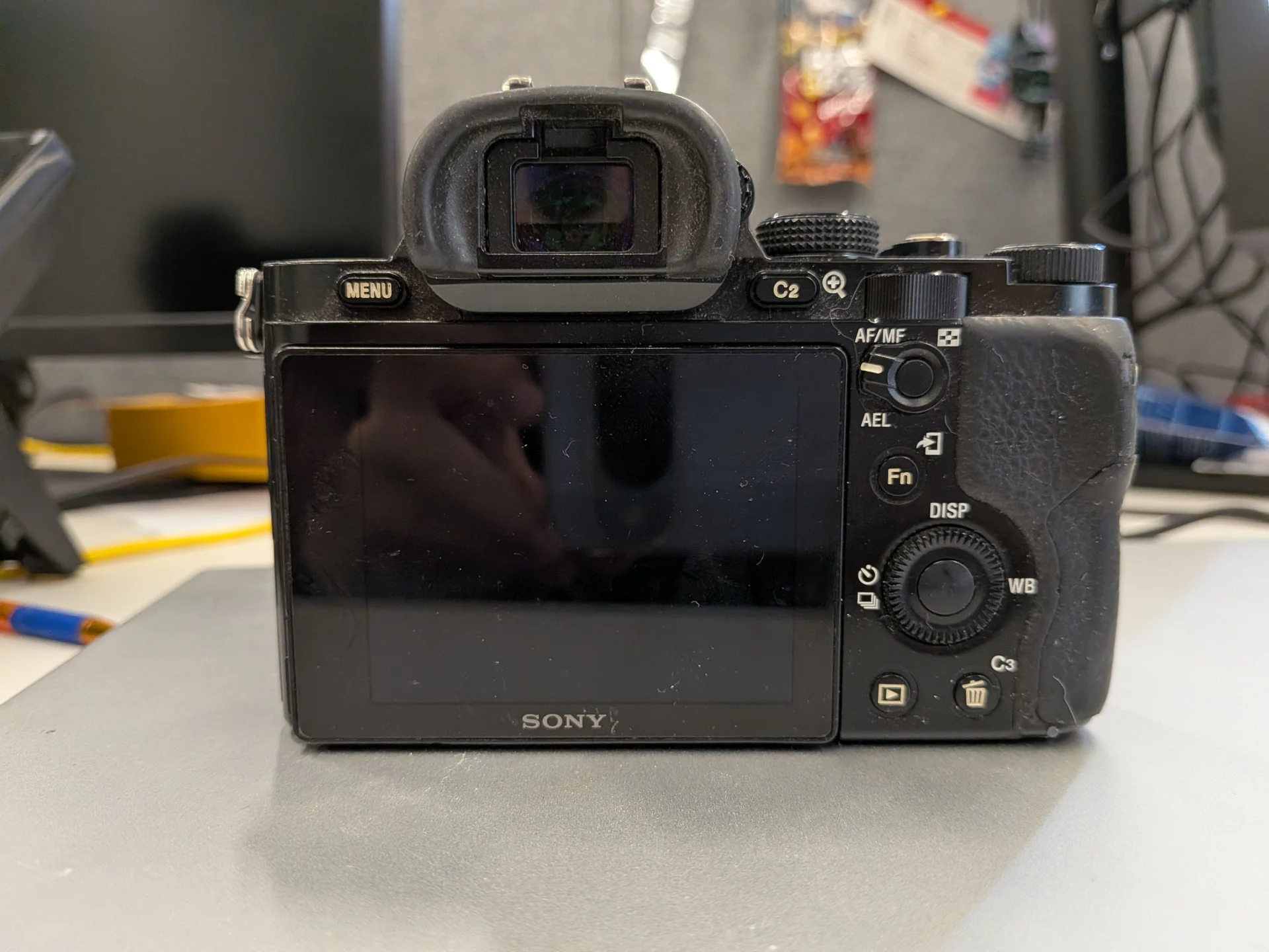 Sony a7 ilce 1 + Tamron 35 mm 2.8 - миниатюра 2