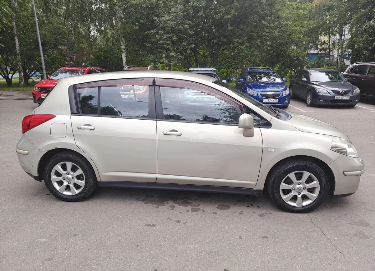nissan tiida 1,6 - миниатюра 4