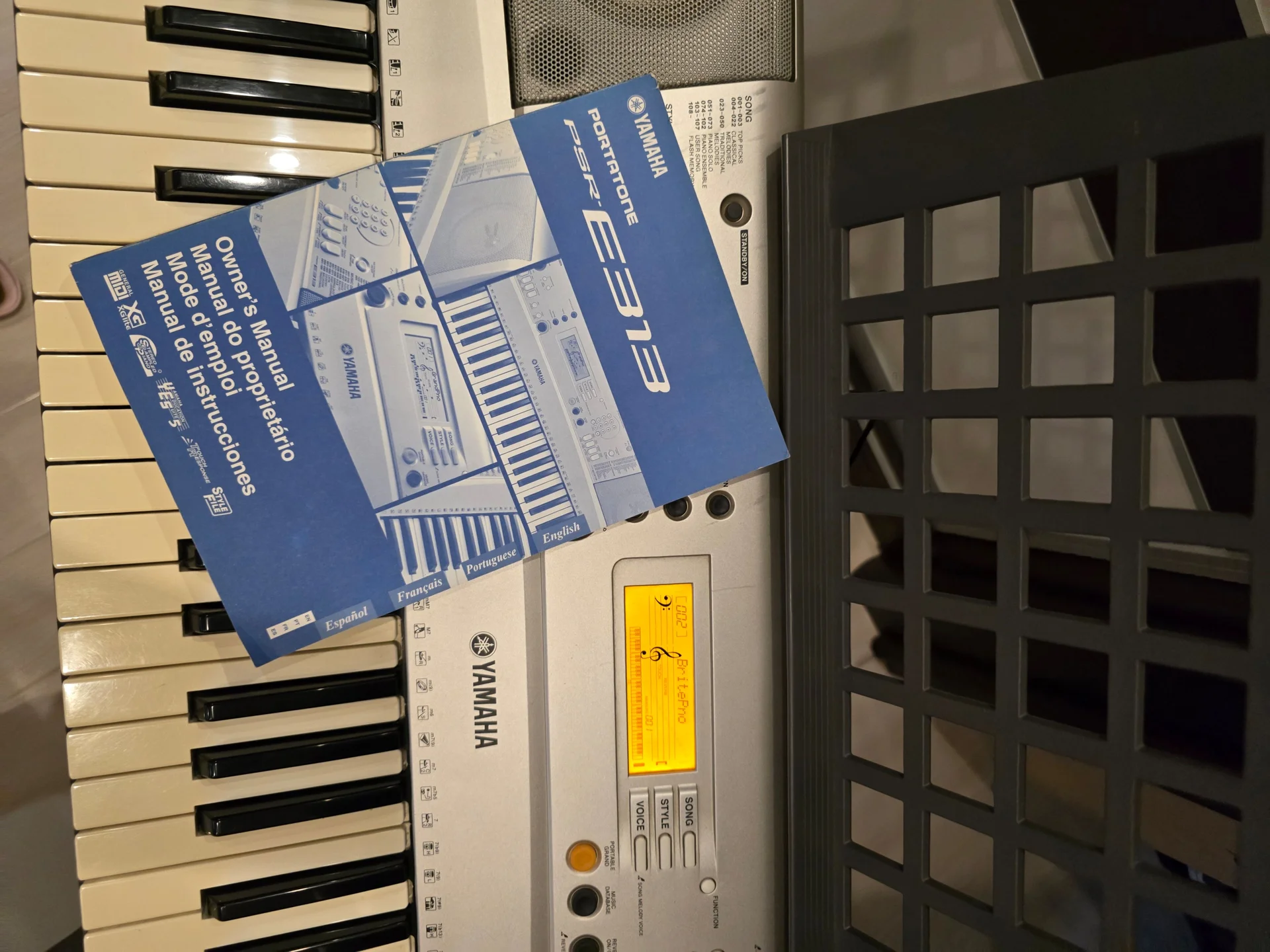 Синтезатор Yamaha psr-e313 - миниатюра 3