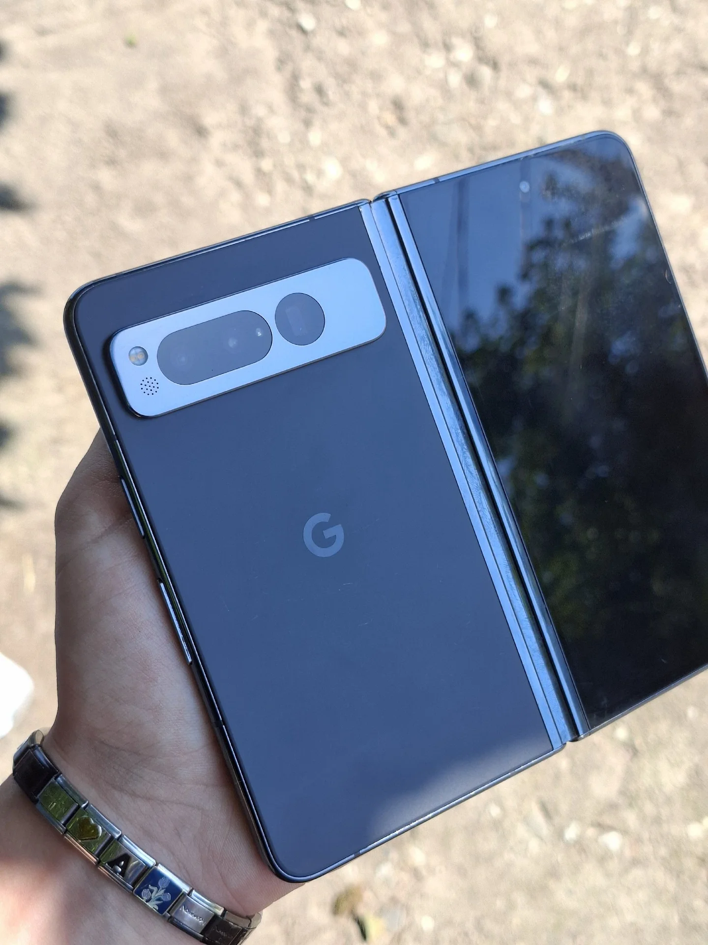 Google Pixel Fold - изображение 1