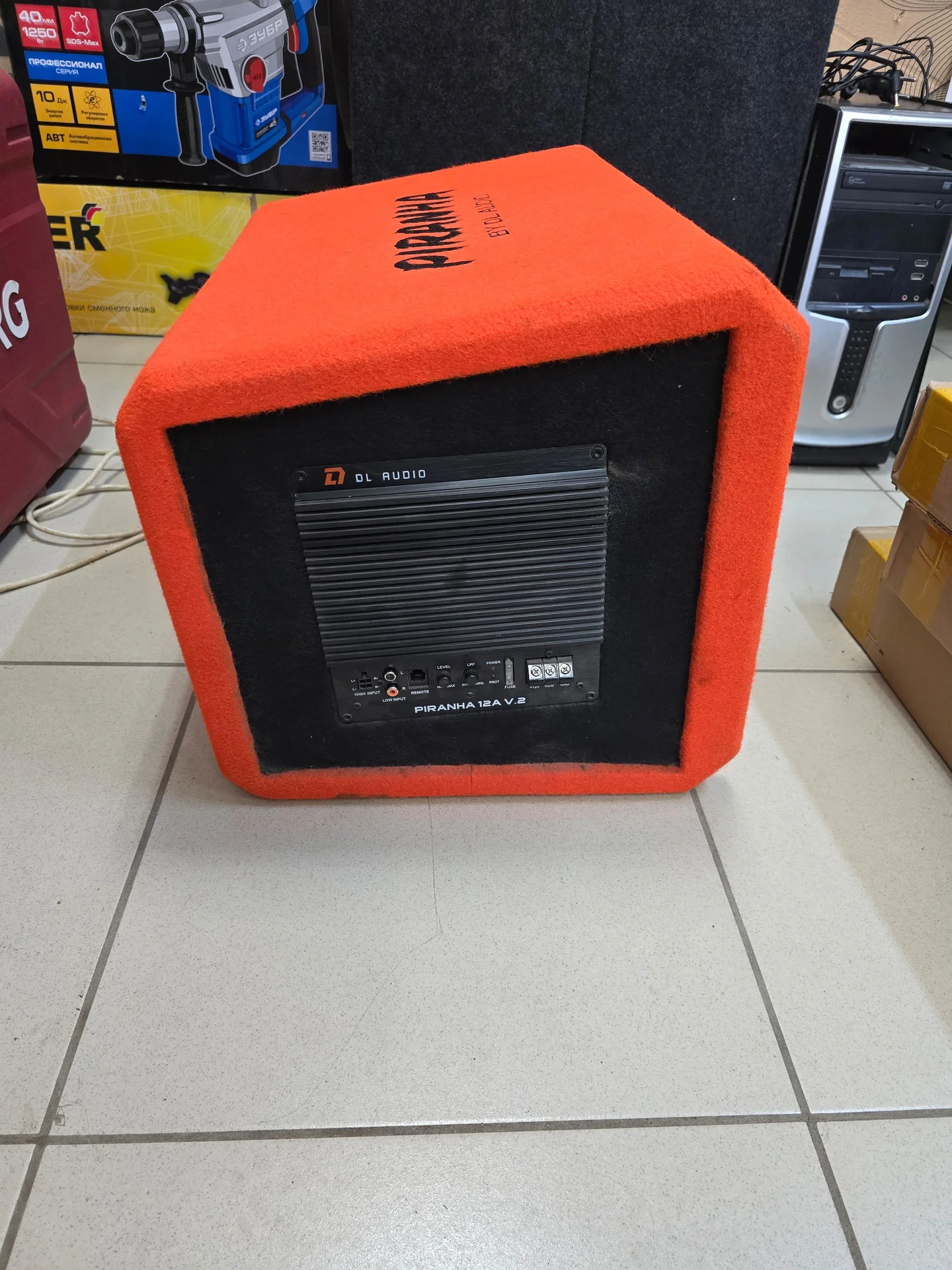 Активный сабвуфер DL Audio Piranha 12A V.2 Orange - миниатюра 3