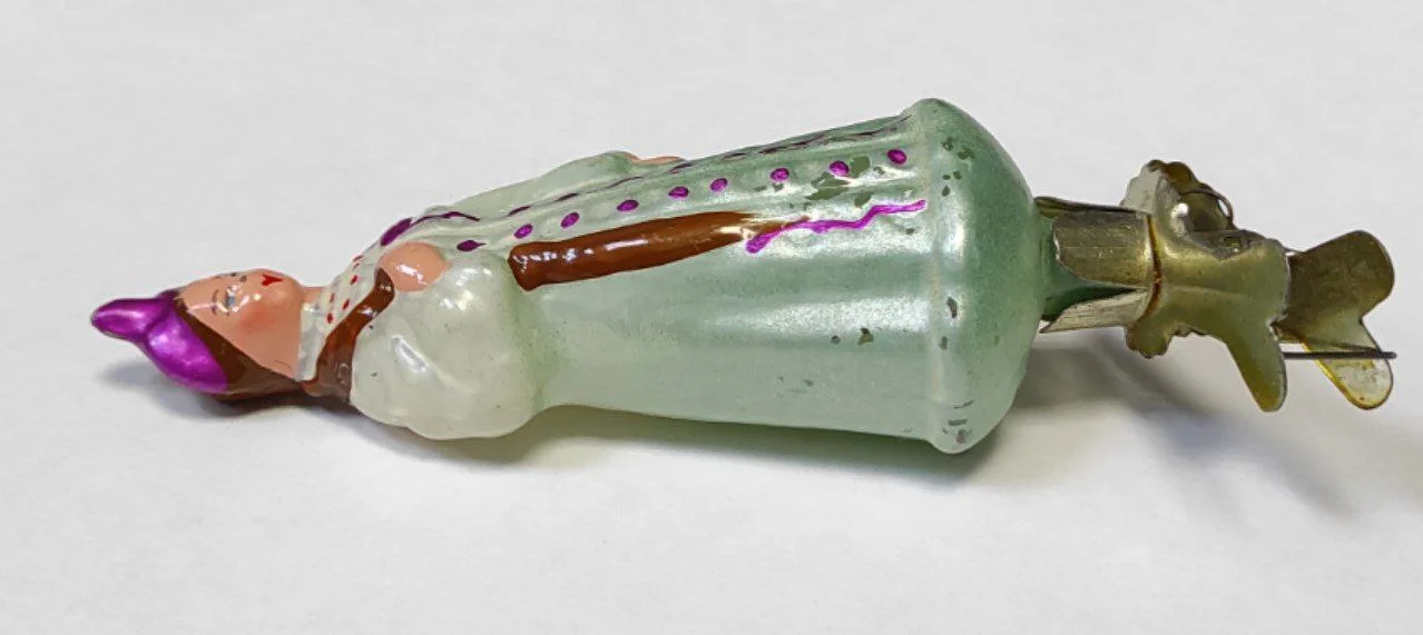 Ёлочная игрушка "Варвара Краса Длинная коса" На прищепке. 1950-е? Стекло. Винтаж. СССР. - миниатюра 4