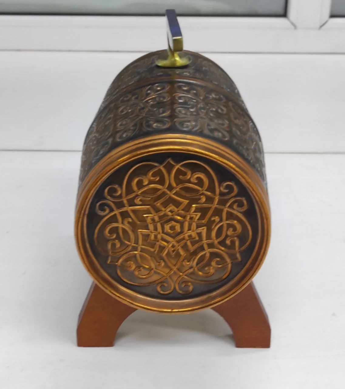 Бочонок для вина Медь? Нержавейка? Винтаж. Времен СССР. Примерно на 3 литра. - миниатюра 2