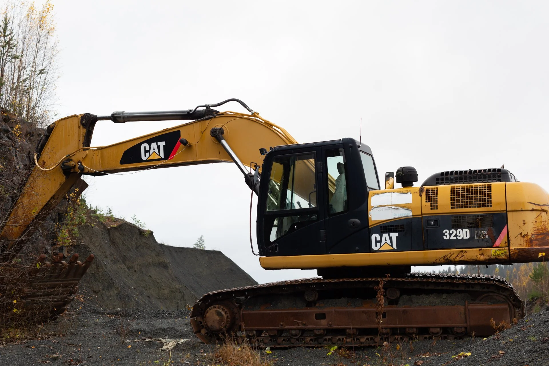 экскаватор CAT 329 DL - миниатюра 3