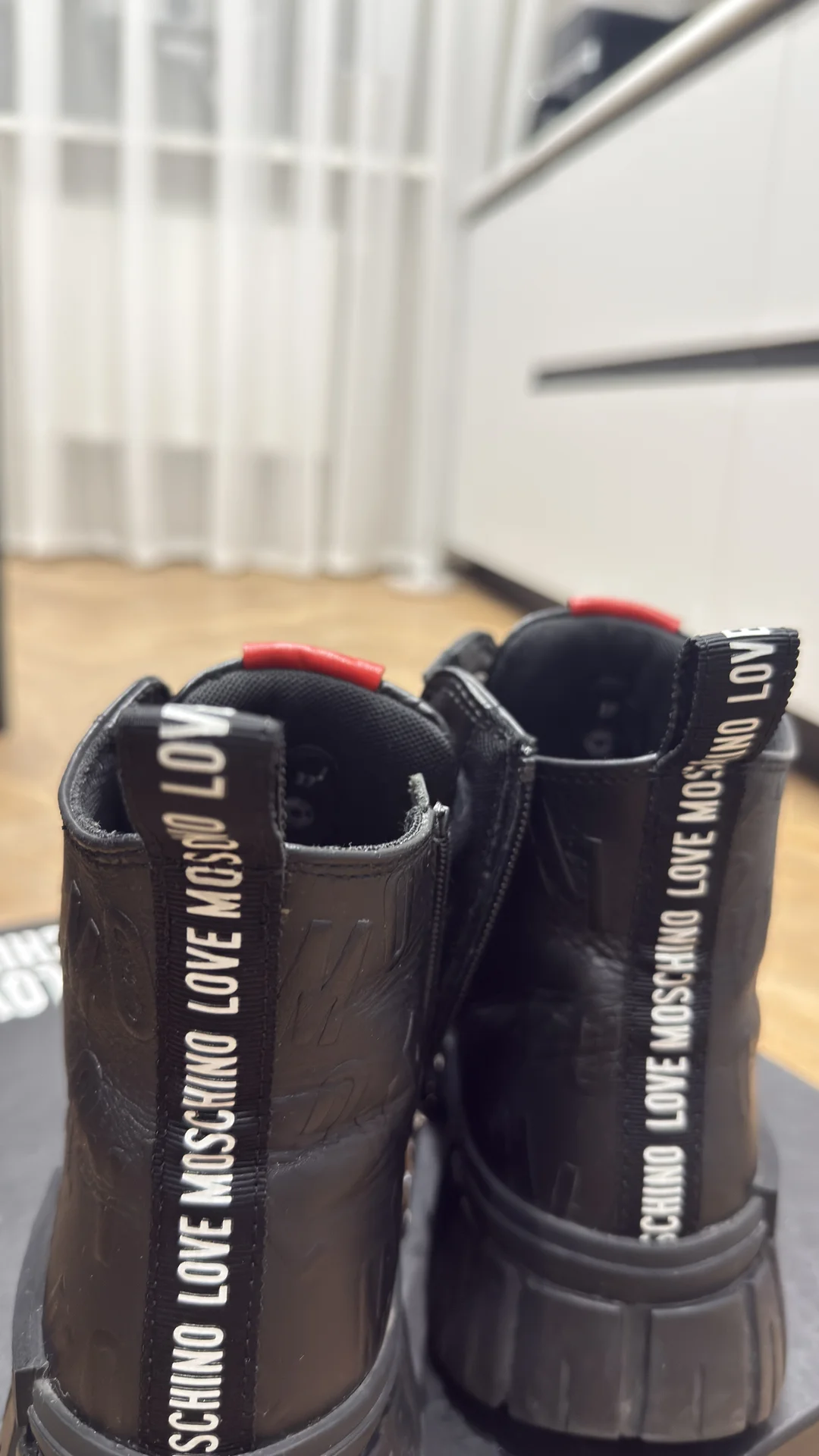 Кеды Moschino - миниатюра 2