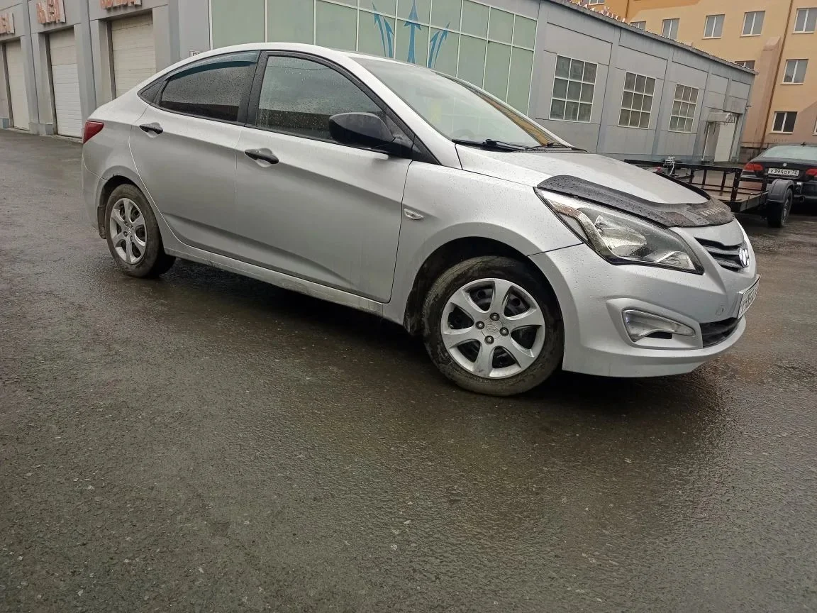 Hyundai Solaris 1.4 AT, 2014, 330 000 км - миниатюра 2