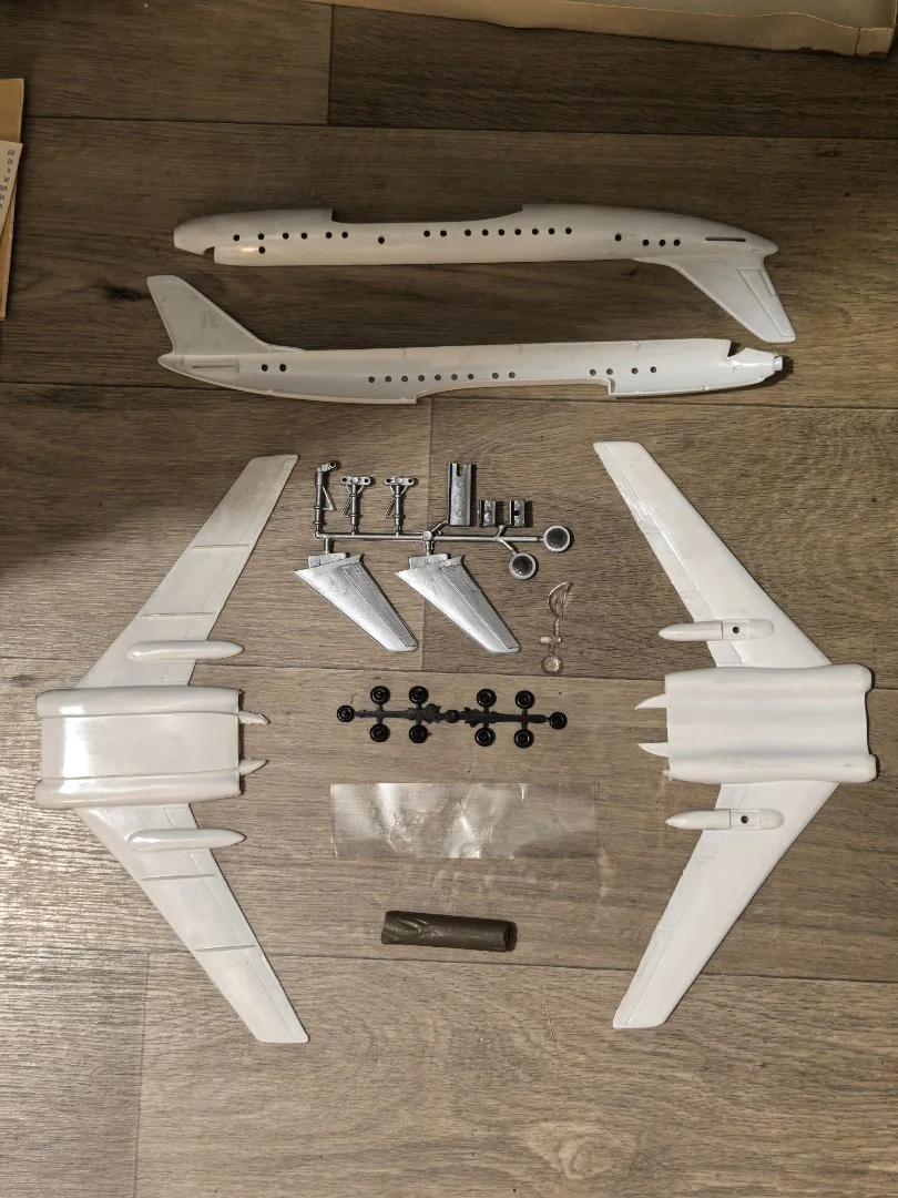 Сборная модель Ту-104, Ту-114 Veb Plasticart ГДР - миниатюра 3