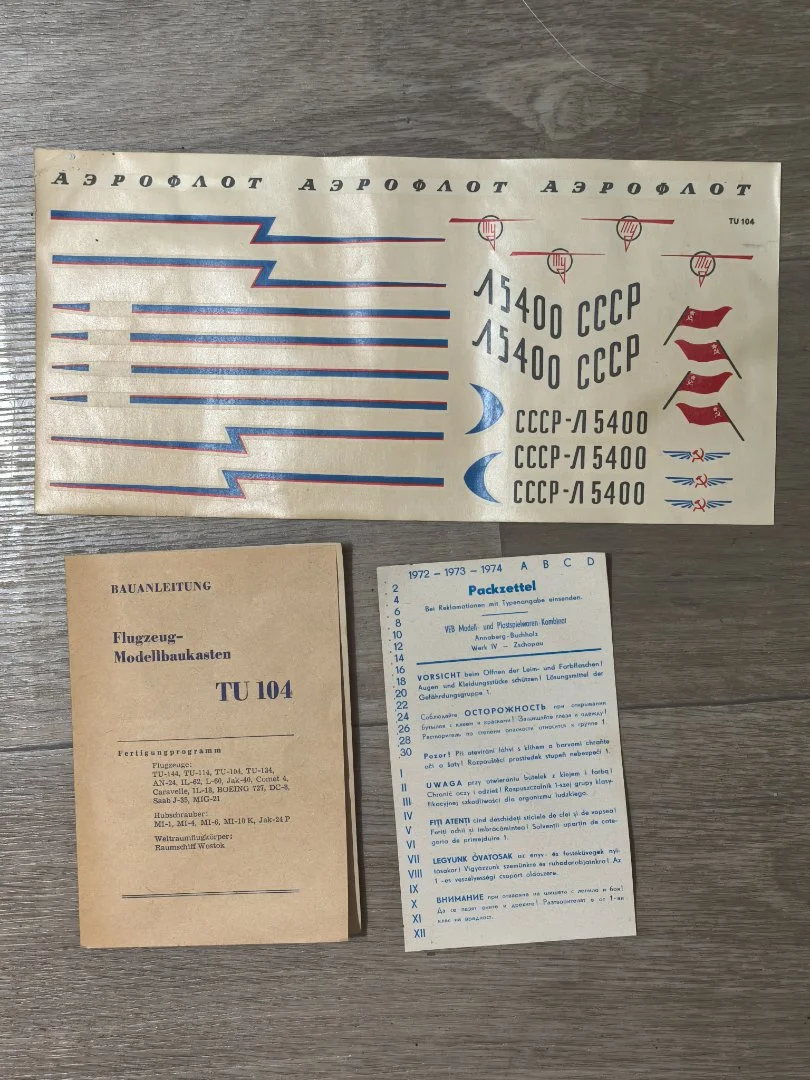 Сборная модель Ту-104, Ту-114 Veb Plasticart ГДР - миниатюра 4
