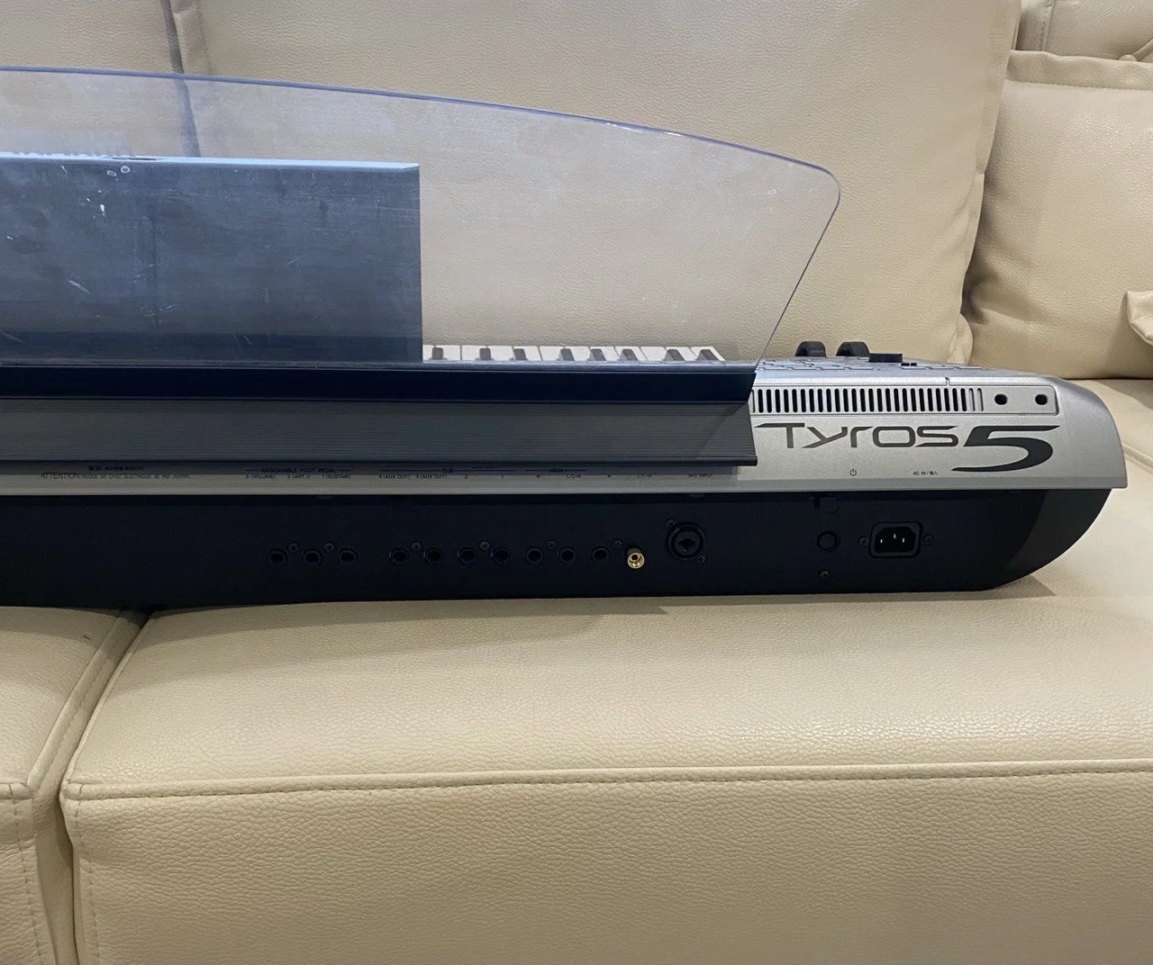 Синтезатор yamaha tyros 5 - 61 - миниатюра 2