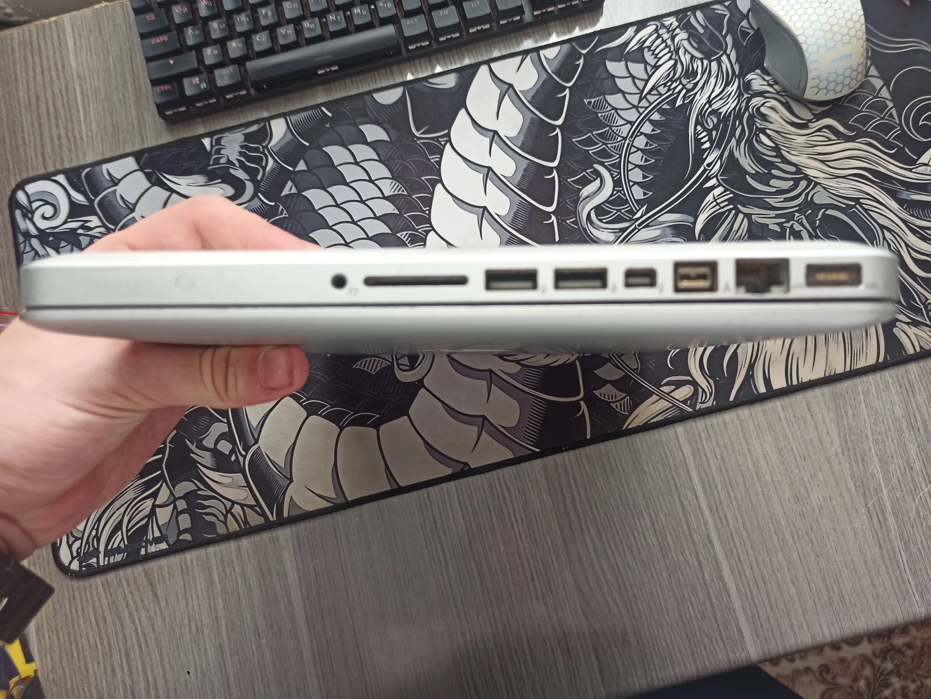 Macbook Pro 2011 - миниатюра 4