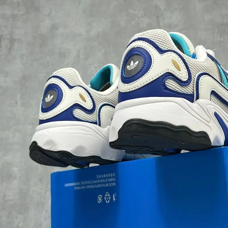 Кроссовки adidas ozweego - миниатюра 6