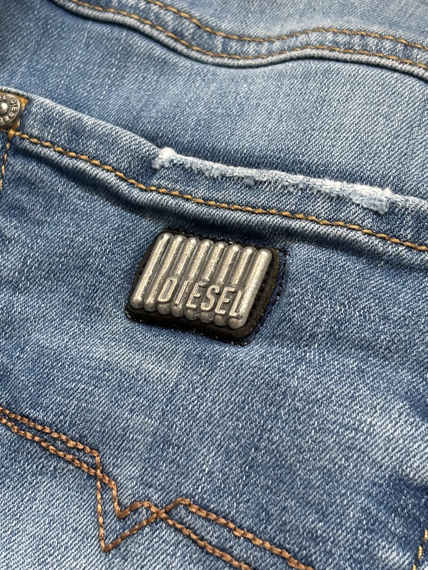Джинсы Diesel слим фит - миниатюра 7
