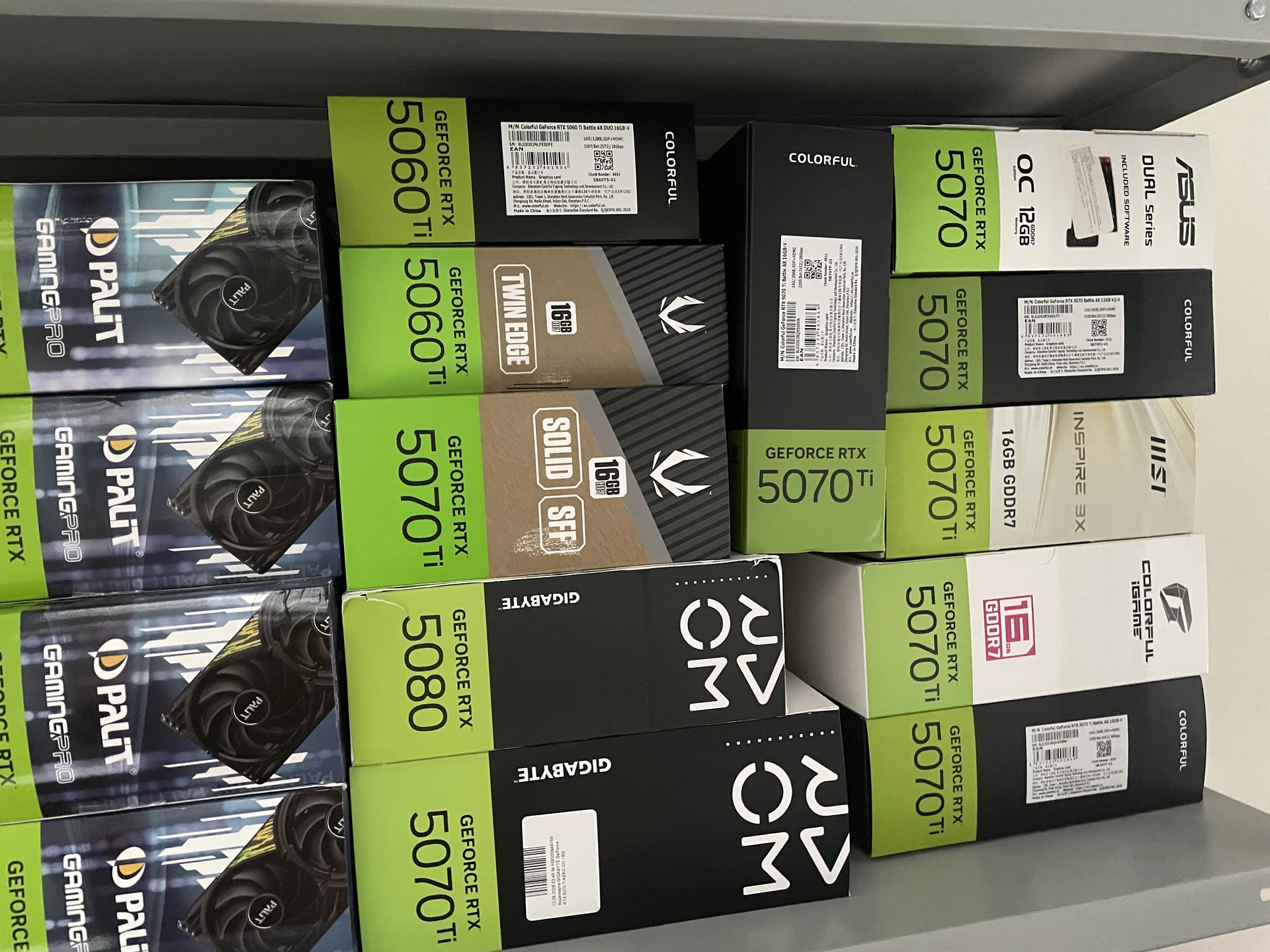 Коробки от видеокарт 5080, 5070ti, 5070 - миниатюра 4