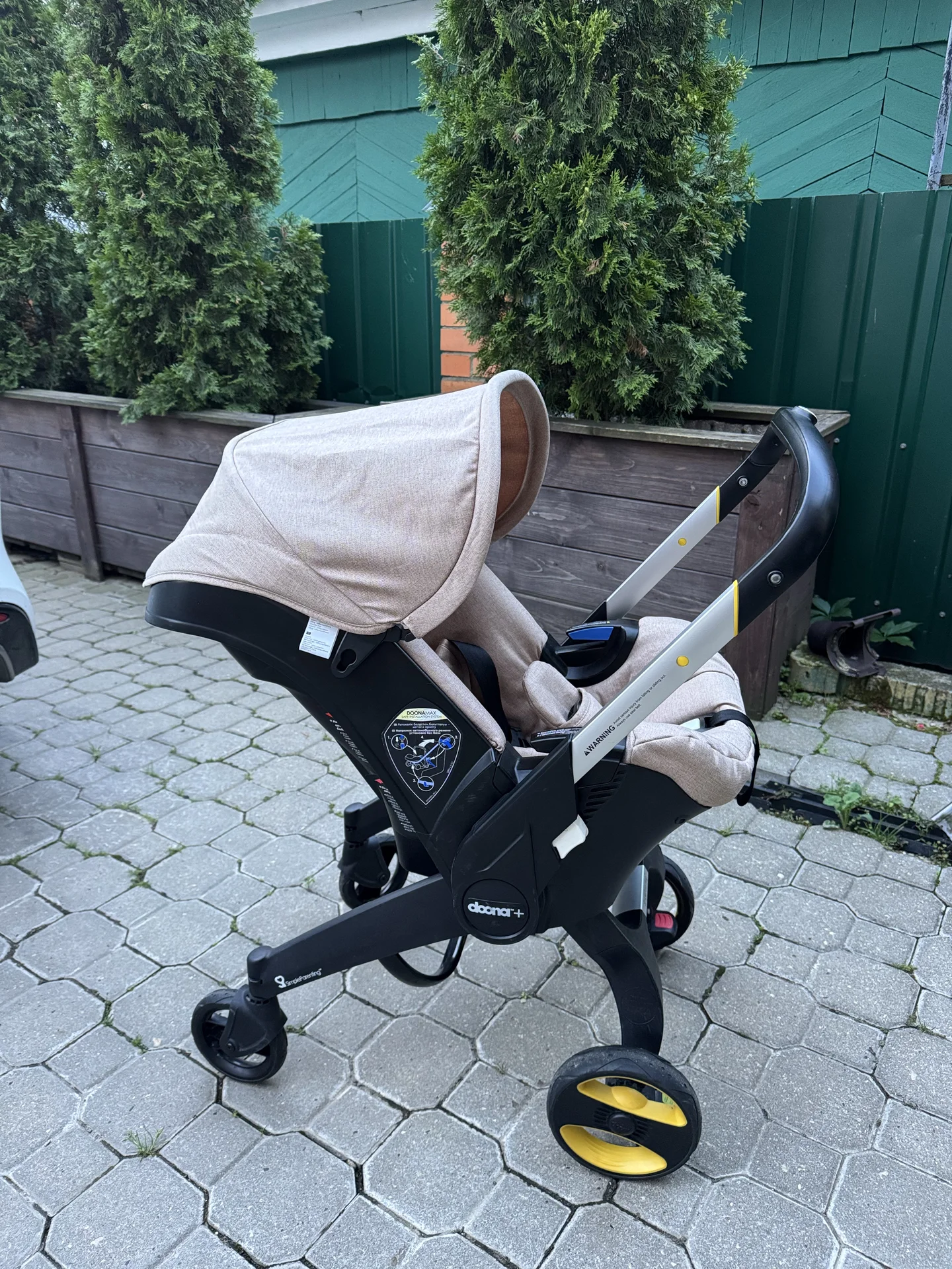 автолюлька doona plus