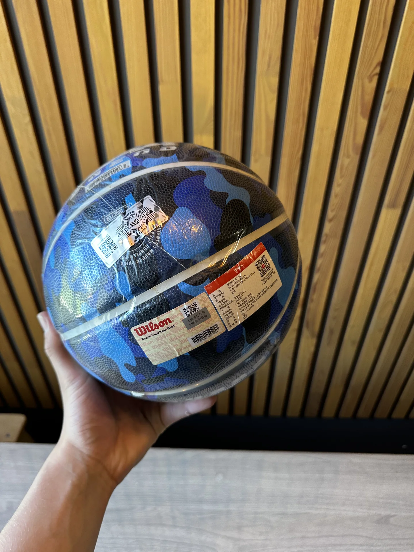 баскетбльный мяч wilson ncaa legen pu 7 с насосом - миниатюра 2