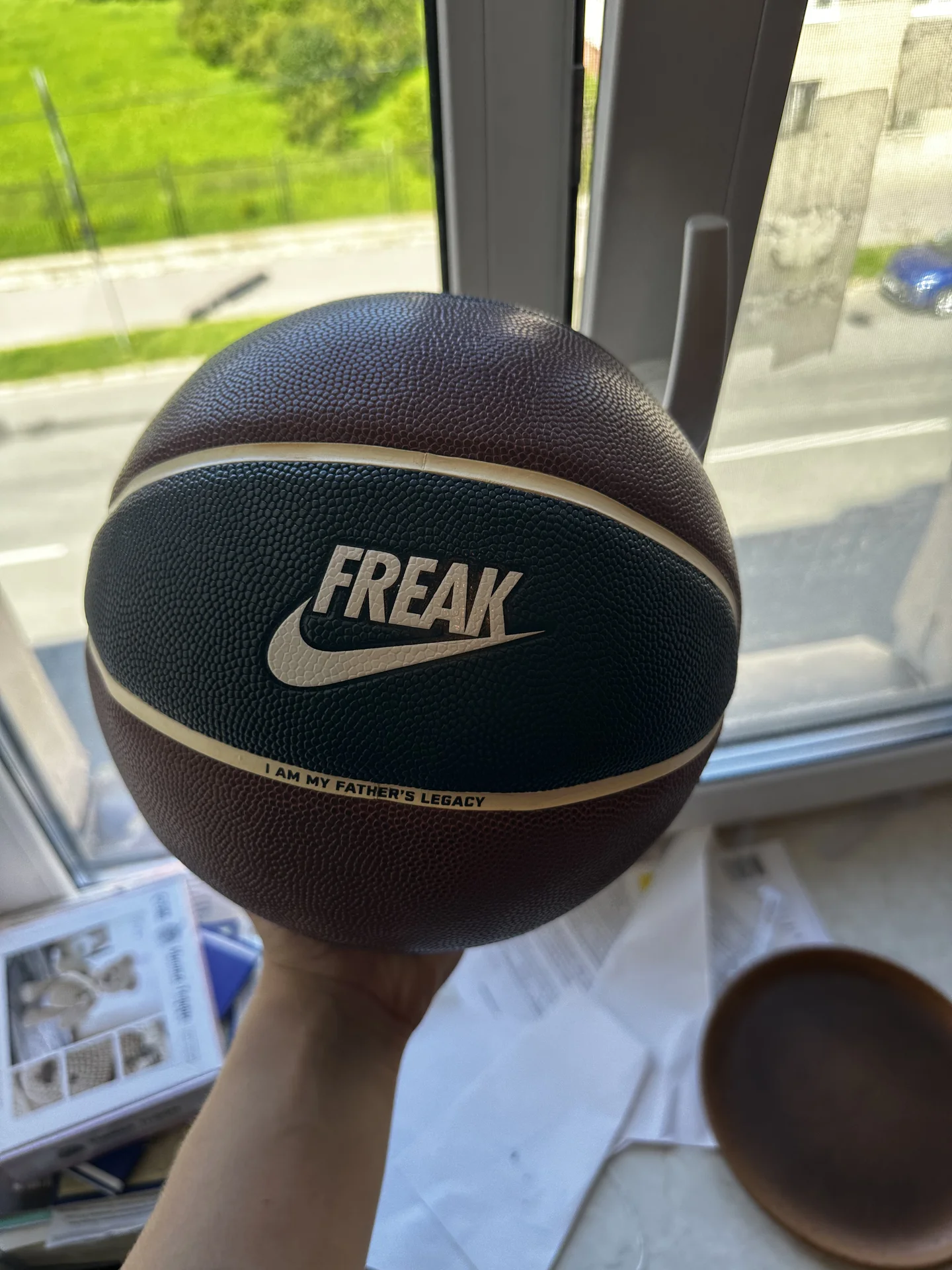 баскетбольный мяч nike freak - изображение 1