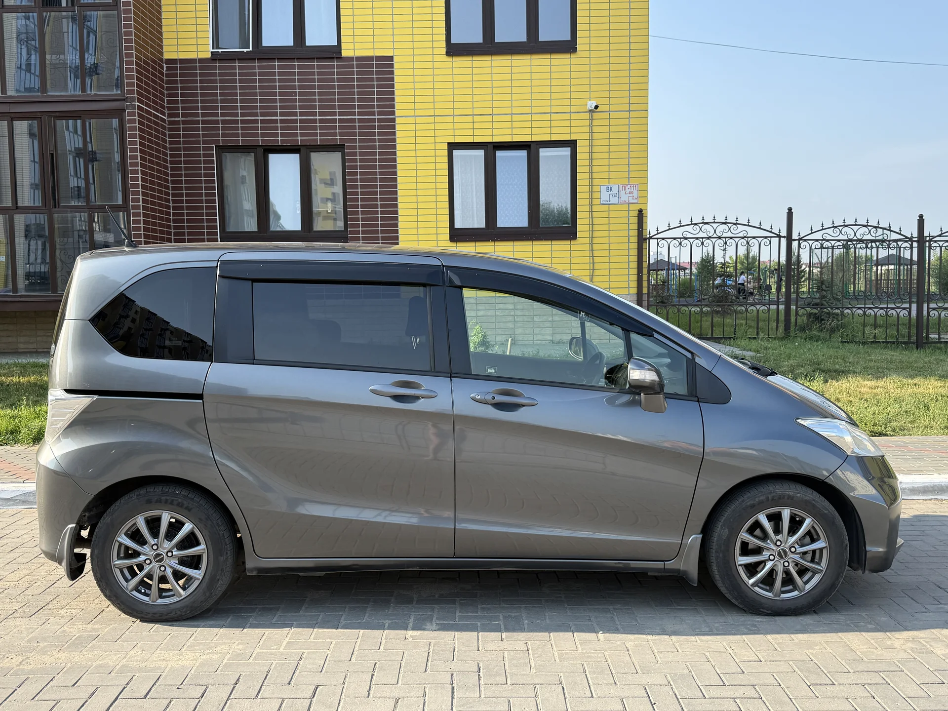 продажа авто - миниатюра 3