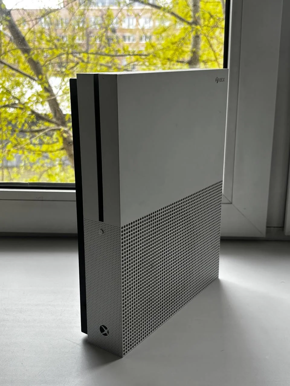 Xbox one S - миниатюра 3