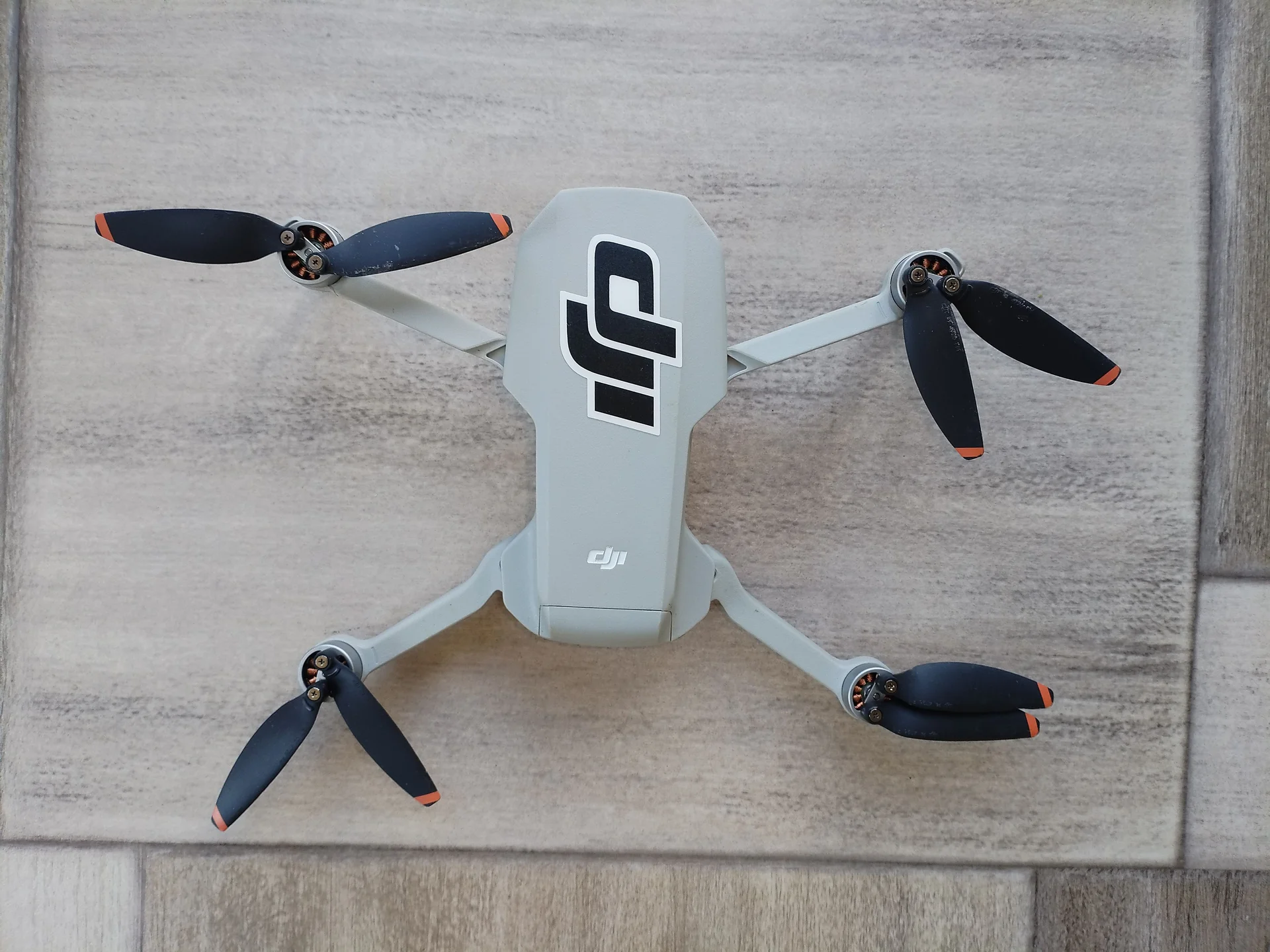 Квадрокоптер DJI mini 4k - миниатюра 2