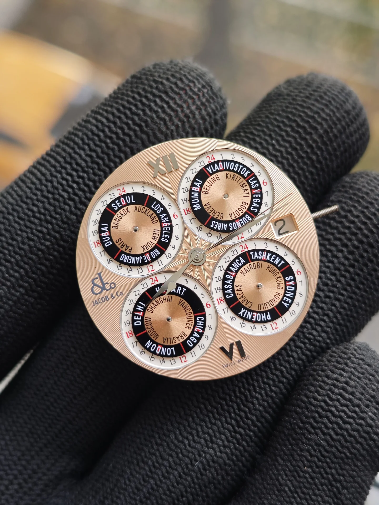 Механизм от часов Jacob & Co. World GMT Швейцария - миниатюра 2