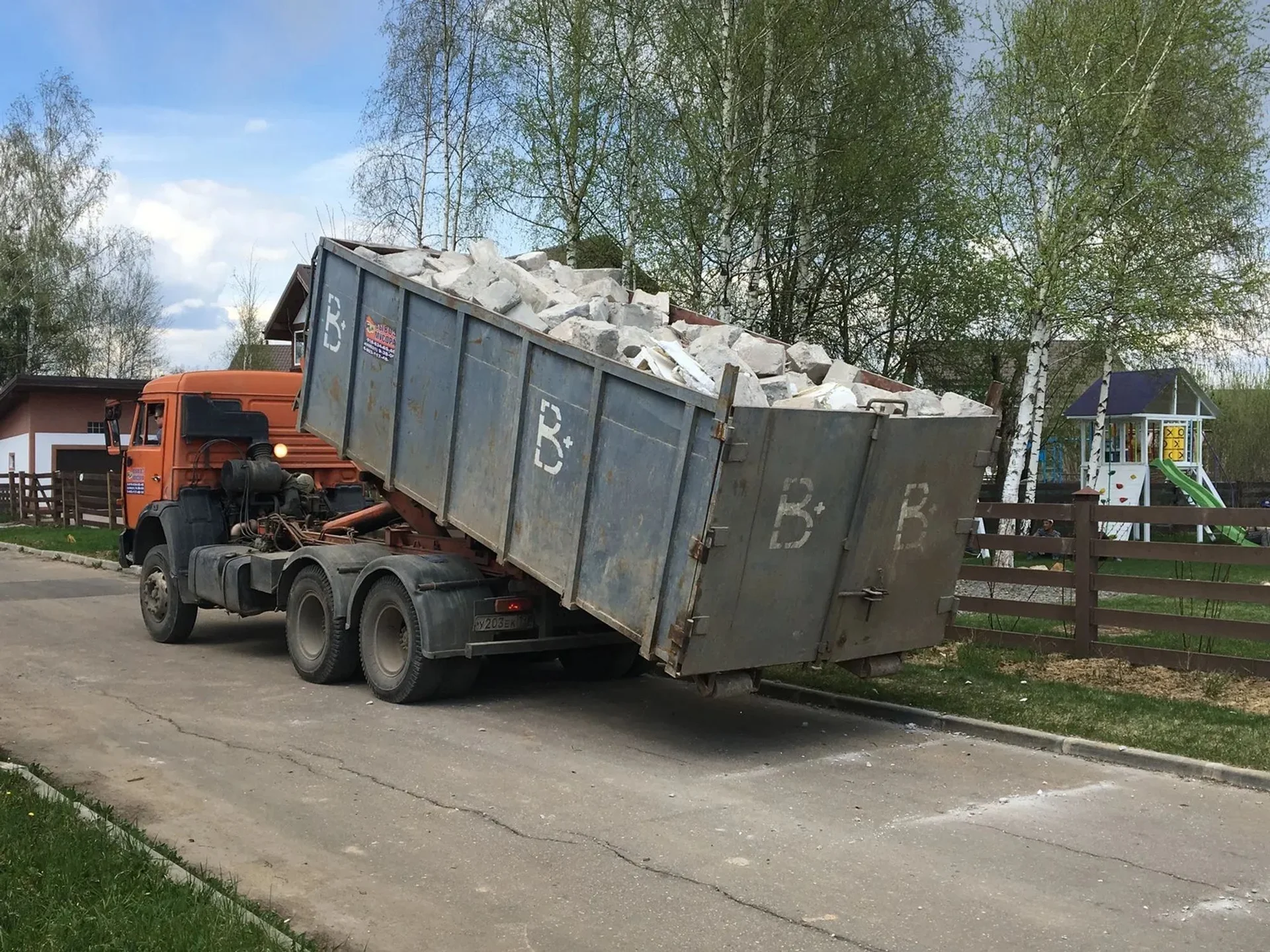Вывоз мусора газелью - миниатюра 4