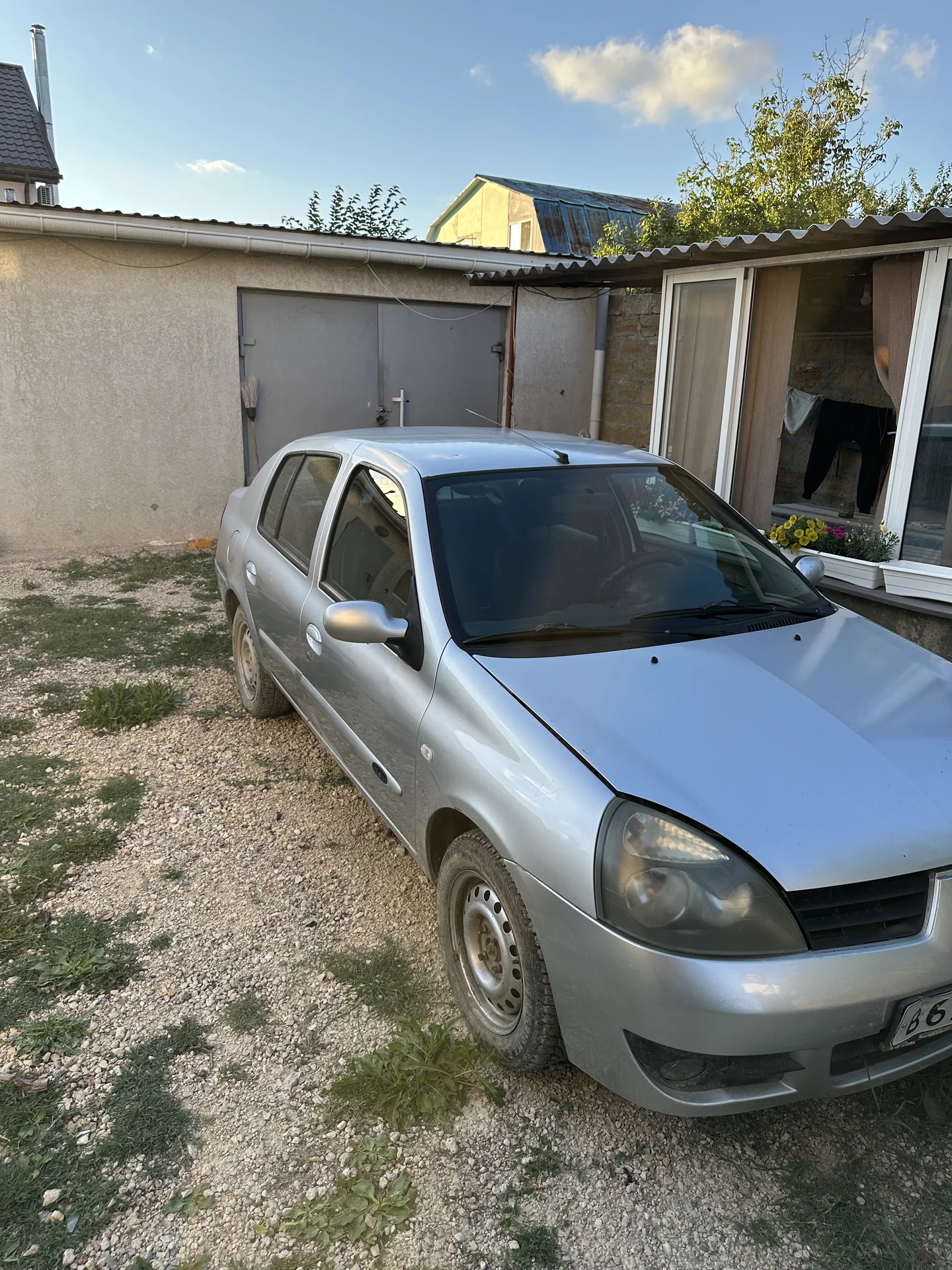 Renault Symbol - миниатюра 2
