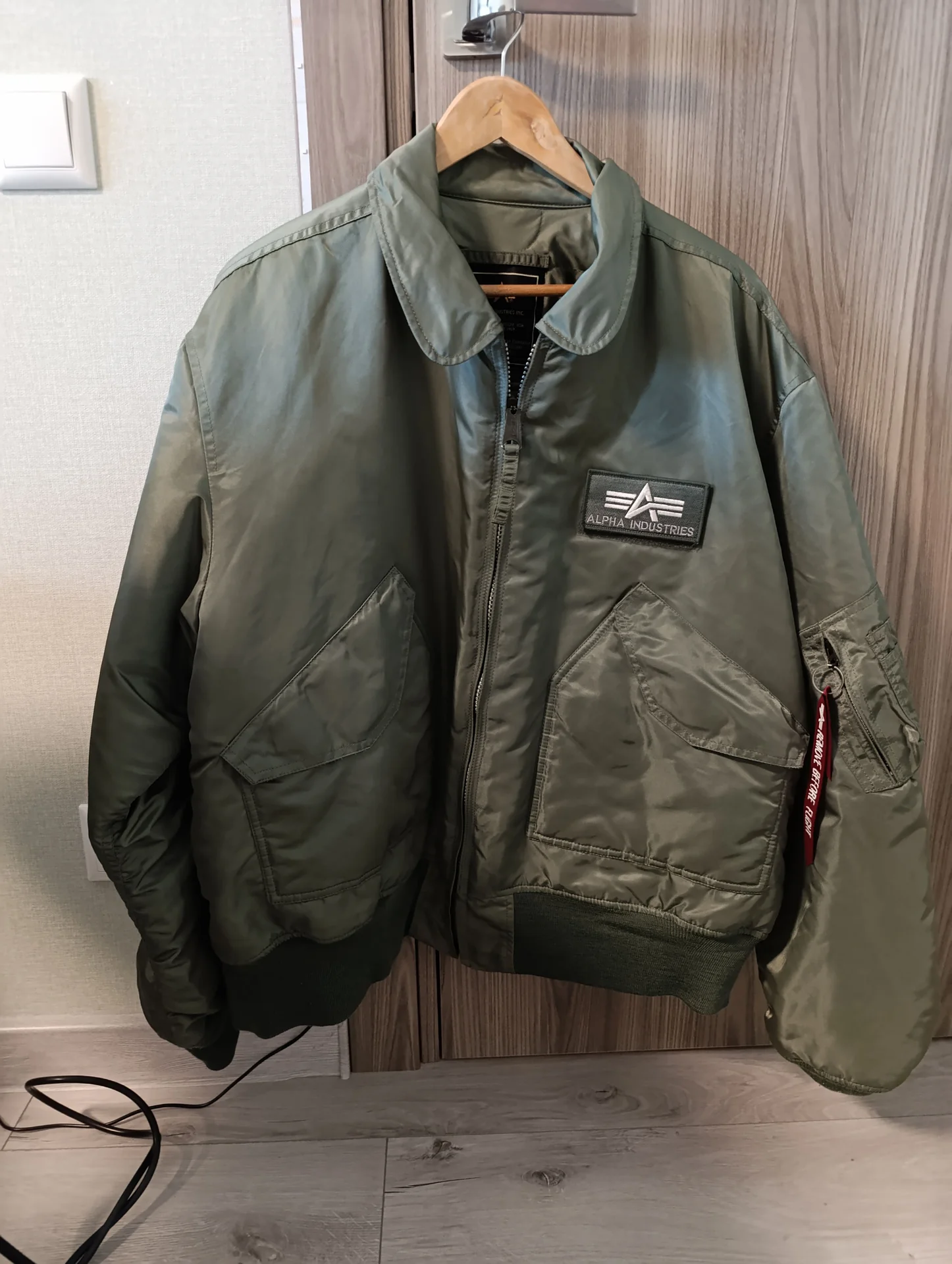 бомбер Alpha industries оригинальный - изображение 1