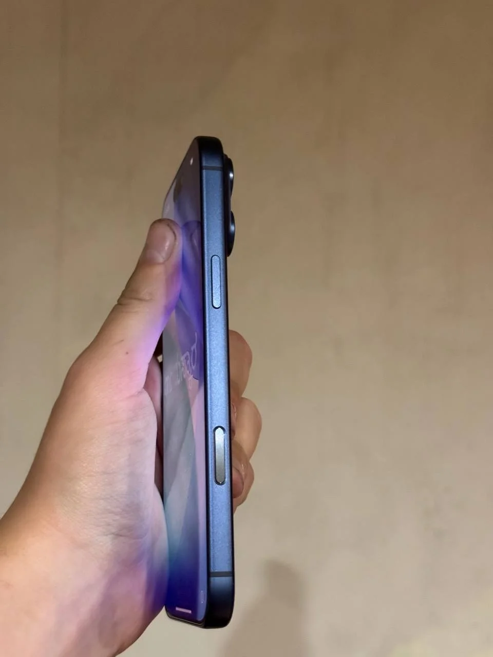 Iphone 17 pro max - миниатюра 3