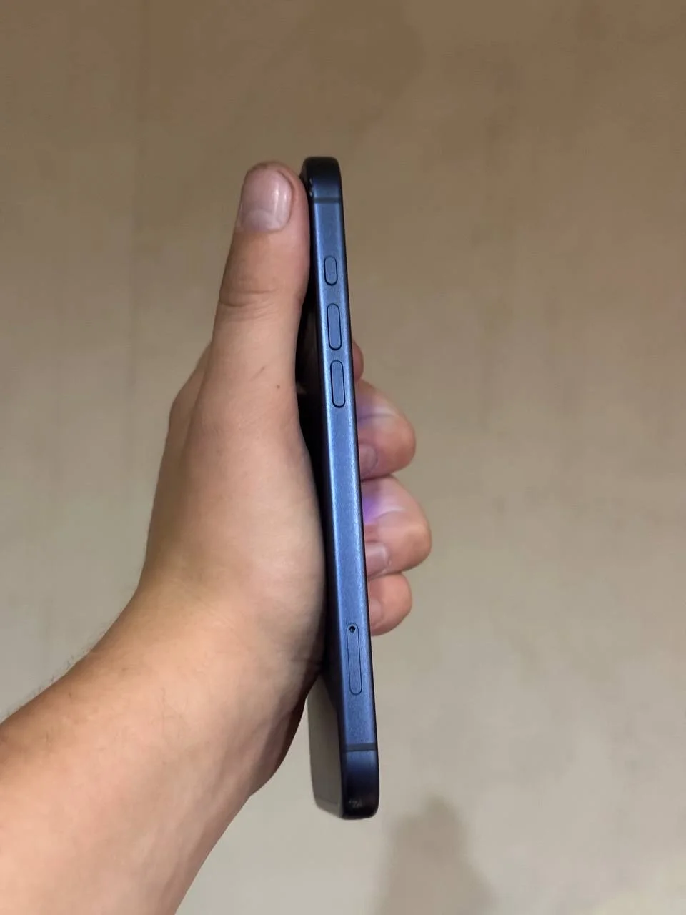 Iphone 17 pro max - миниатюра 4