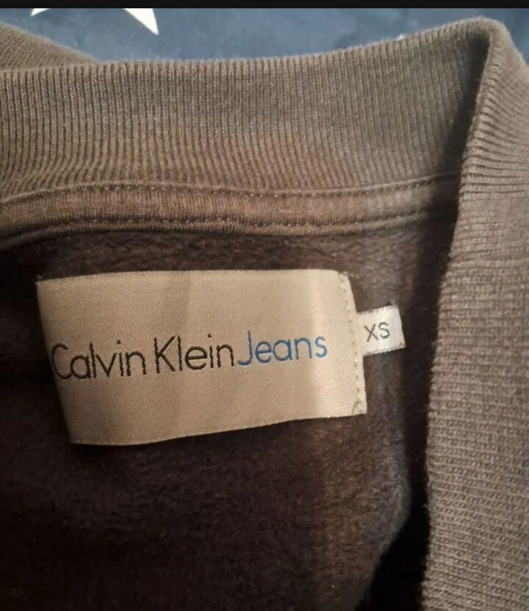 Серый Свитшот Calvin Klein - миниатюра 2
